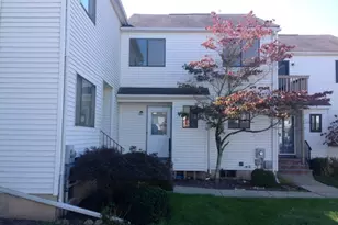 12 Pear Ct, Raritan Township, NJ 08822 - Photo 1