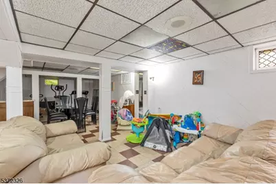 60 Reinhold Ter, Union Township, NJ 07083 - Photo 19