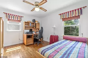 60 Reinhold Terrace, Union Township, NJ 07083 - Photo 17