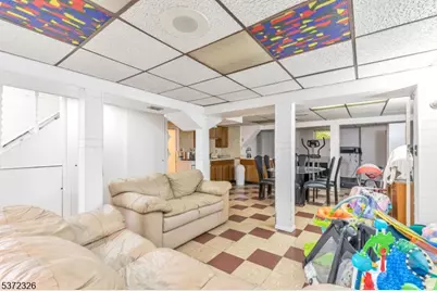 60 Reinhold Ter, Union Township, NJ 07083 - Photo 21