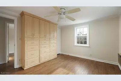 201 Lincoln Park E, Cranford Township, NJ 07016 - Photo 15