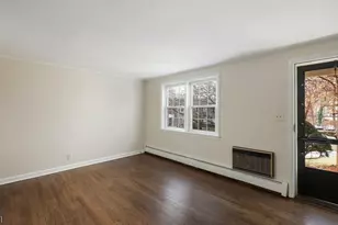 201 Lincoln Park E, Cranford Township, NJ 07016 - Photo 7