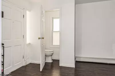 261 W Main St, Bound Brook, NJ 08805 - Photo 9