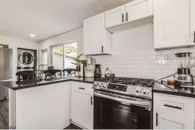 261 W Main St, Bound Brook, NJ 08805 - Photo 3