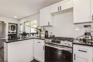 261 W Main St, Bound Brook, NJ 08805 - Photo 3