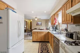 81 Belvidere Ave, Oxford Township, NJ 07863 - Photo 9