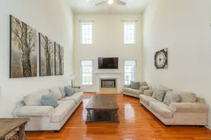 14 Greenbriar Ct, Mount Olive, NJ 07836 - Photo 3