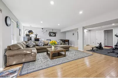 26 Eider Ct, Wayne, NJ 07470 - Photo 31