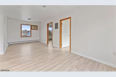 190 Martin Ave, Clifton, NJ 07012 - Photo 17