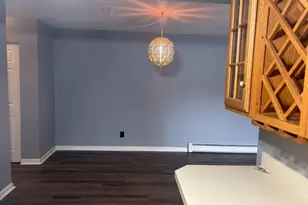 527 Andria Ave, Hillsborough Township, NJ 08844 - Photo 11