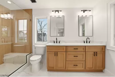 29 Alice Ln, Clark Township, NJ 07066 - Photo 19