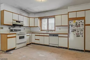 109 Sunset Trail, Denville, NJ 07834 - Photo 9