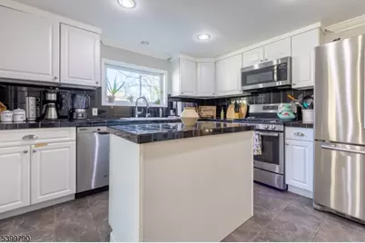 49 Kearney St, Dover, NJ 07801 - Photo 5