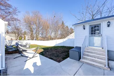 49 Kearney St, Dover, NJ 07801 - Photo 21