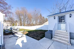 49 Kearney St, Dover, NJ 07801 - Photo 21