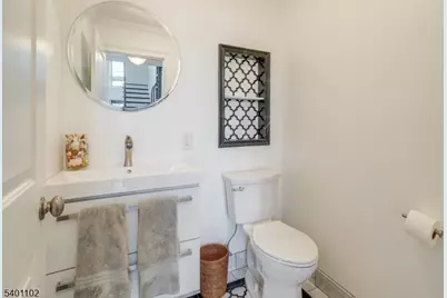 119 Walnut St #1, Montclair Twp., NJ 07042 - Photo 29