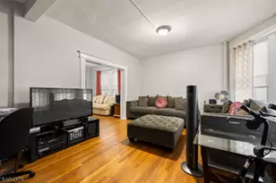 19 Dover St, Newark, NJ 07106 - Photo 5