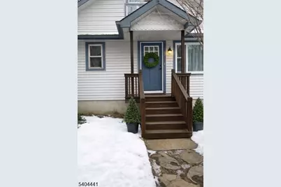 31 Broadway Ln, Fairfield, NJ 07004 - Photo 1