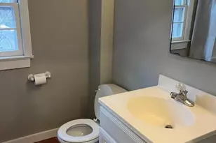 31 Broadway Ln, Fairfield, NJ 07004 - Photo 5