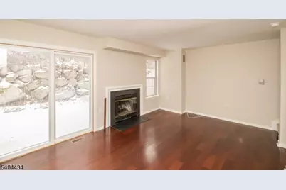 5 Rushmore Ln #5, Allamuchy Township, NJ 07840 - Photo 5