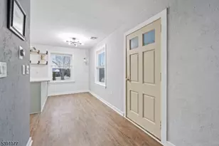 443 Bunker Hill Rd, Franklin Township, NJ 08540 - Photo 3