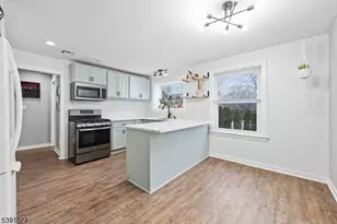 443 Bunker Hill Rd, Franklin Township, NJ 08540 - Photo 5