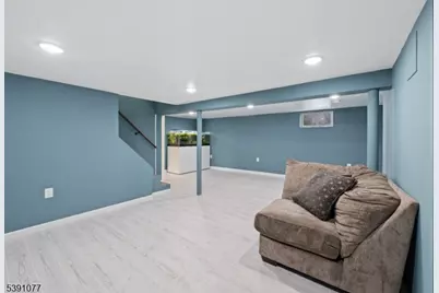 443 Bunker Hill Rd, Franklin Township, NJ 08540 - Photo 13