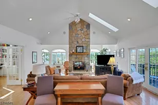 15 Skytop Dr, Denville, NJ 07834 - Photo 5