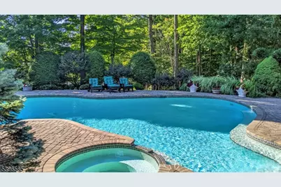 15 Skytop Dr, Denville, NJ 07834 - Photo 3