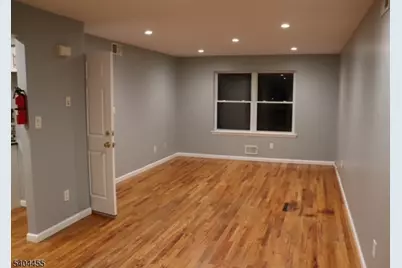 323 Bond St, Elizabeth, NJ 07206 - Photo 5