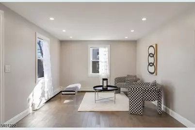 21 Lombardy Pl, Maplewood, NJ 07040 - Photo 7