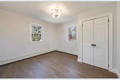 21 Lombardy Pl, Maplewood, NJ 07040 - Photo 23