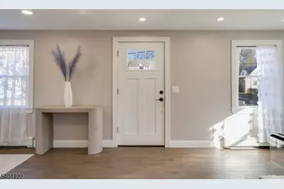 21 Lombardy Pl, Maplewood, NJ 07040 - Photo 5