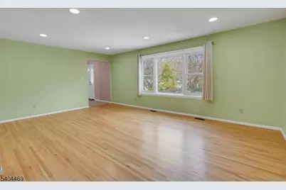 40 White Meadow Rd, Rockaway Township, NJ 07866 - Photo 7