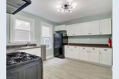 258 Amherst St #2, East Orange, NJ 07018 - Photo 3