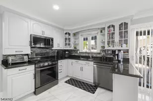 148 Jockey Hollow Way, Union Township, NJ 07083 - Photo 9