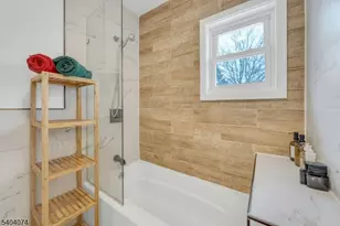 1044 18th Ave, Newark, NJ 07106 - Photo 29