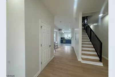 13 Vermont Ave #2, Newark, NJ 07106 - Photo 1