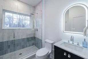 4 Berkeley Rd, Maplewood, NJ 07040 - Photo 29