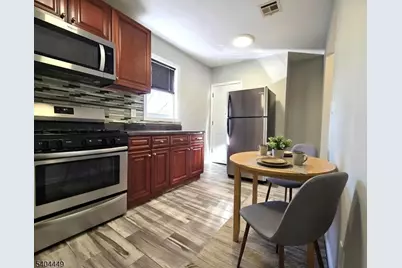 20 Yates Ave, Newark, NJ 07112 - Photo 3