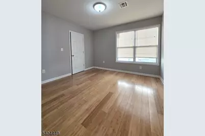 20 Yates Ave, Newark, NJ 07112 - Photo 7