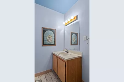 6 Canterberry Cir, Raritan Township, NJ 08822 - Photo 25