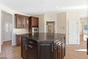 43 Rosewood Ct, Montgomery Township, NJ 08502 - Photo 5