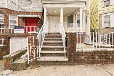 221 Wilkinson Ave, Jersey City, NJ 07305 - Photo 5
