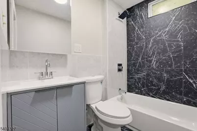 221 Wilkinson Ave, Jersey City, NJ 07305 - Photo 25