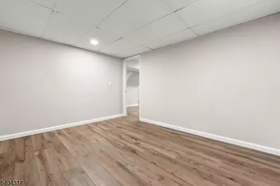 392 Lincoln St, Phillipsburg, NJ 08865 - Photo 15