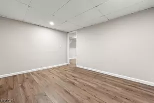 392 Lincoln St, Phillipsburg, NJ 08865 - Photo 15