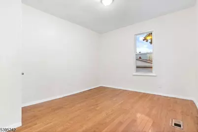 366 Badger Ave, Newark, NJ 07112 - Photo 29