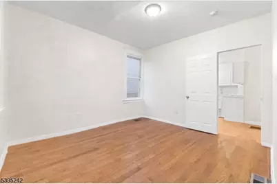 366 Badger Ave, Newark, NJ 07112 - Photo 23