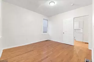 366 Badger Ave, Newark, NJ 07112 - Photo 23